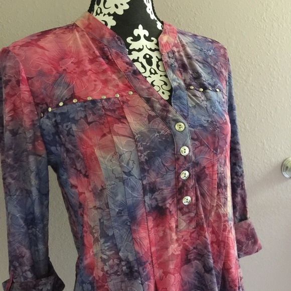 Cocomo Tops - NWT Cocomo Popover Pintucked Blouse Size Medium